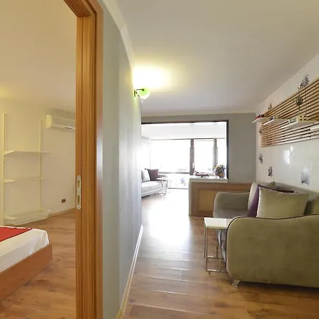 Penthouse فندق *